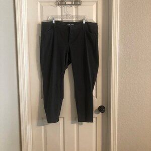 Old Navy Pixie Secret Slim dark gray crop ankle pants w‎ pockets sz 18 plus